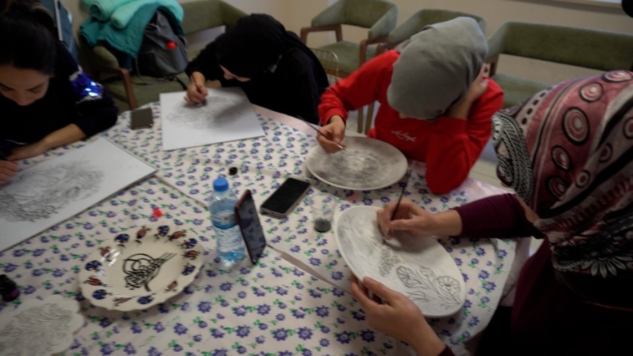 Siirt belediyesi bünyesinde kültür ve sanat kursları devam ediyor 