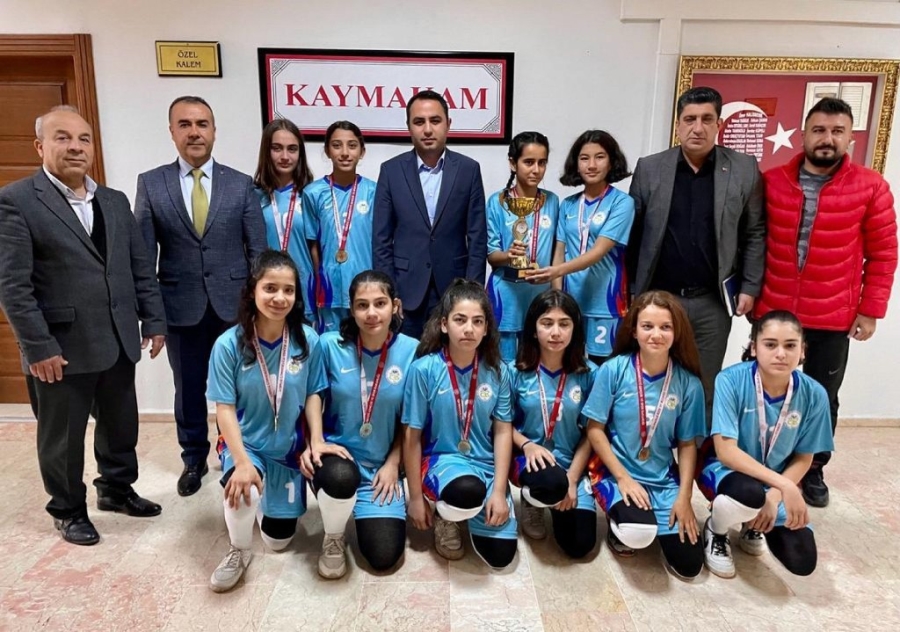 Şampiyonlar, Kaymakam Çağlar Partal ile bir araya geldi 