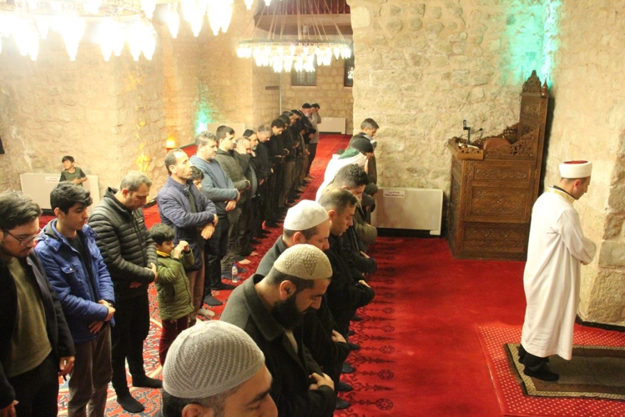 Selçuklu yadigarı cami 893 yıldır dimdik ayakta 