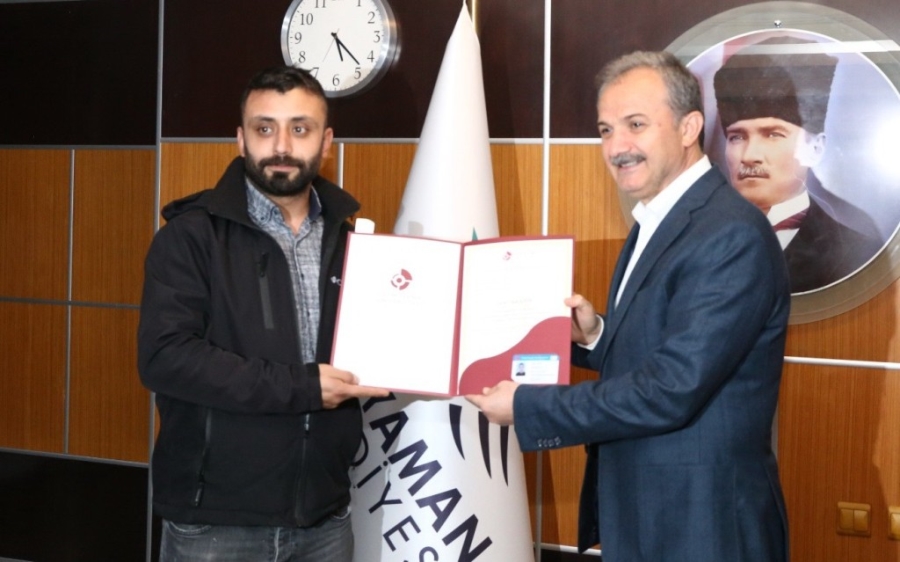 Genç pilotlar sertifikalarını aldı 