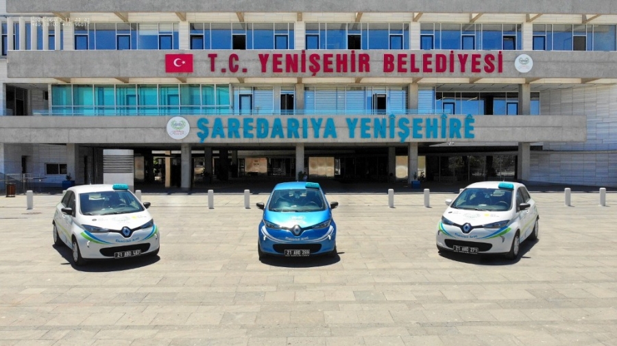 Tarifesi gülümseme ile açılan taksi 
