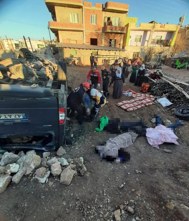 Mardin’de kamu çalışanlarını taşıyan araç şarampole uçtu: 6 ölü, 5 yaralı 