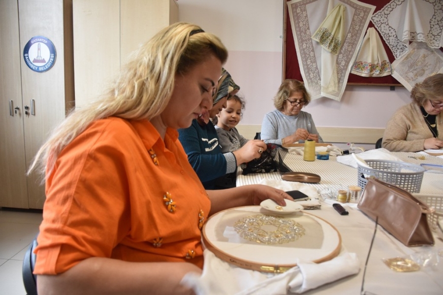 Geleneksel sanatlar Şahinbey’de yaşıyor 