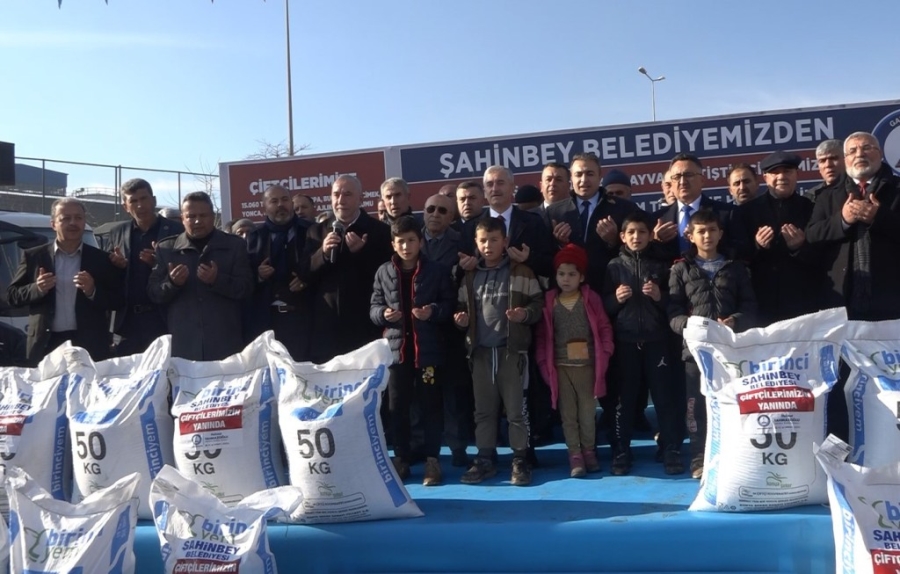 Şahinbey’den hayvan yetiştiricilerine 7 bin ton yem desteği