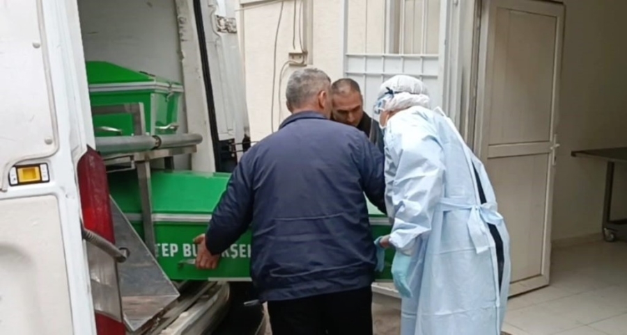 CANİ ANNE ELİNDEN TUTTUĞU KIZINI BOĞARAK ÖLDÜRMEYE GÖTÜRMÜŞ