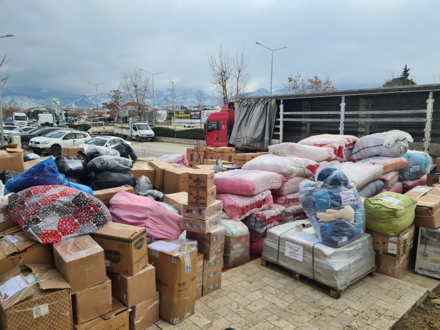 MAKSİAD’ın yardım tırı deprem bölgesinde 