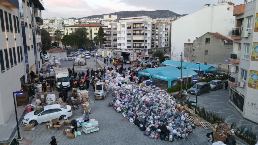 Kuşadası, 2 bin depremzedeye kucak açtı 