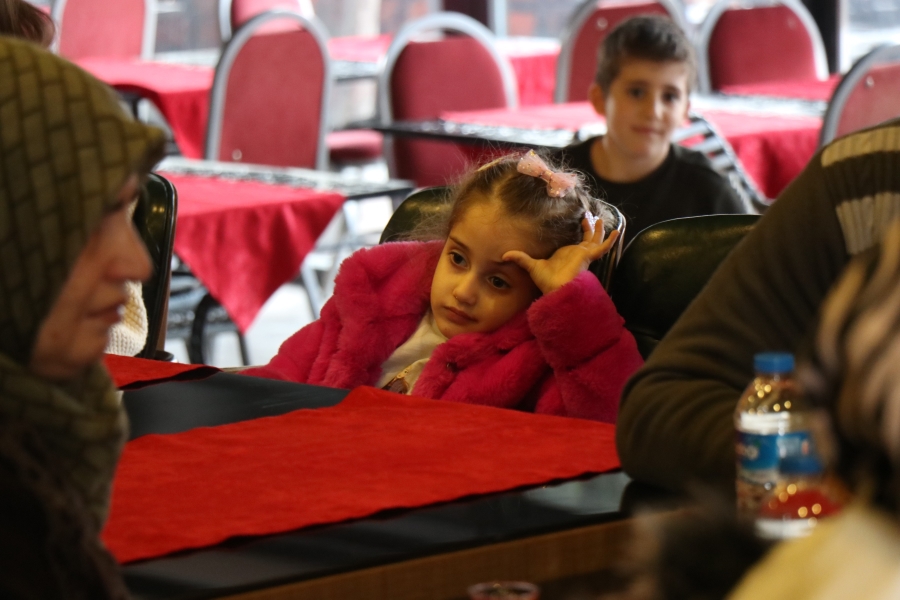 Sakarya’ya gelen depremzedeler yaşadıkları korkuyu anlattı