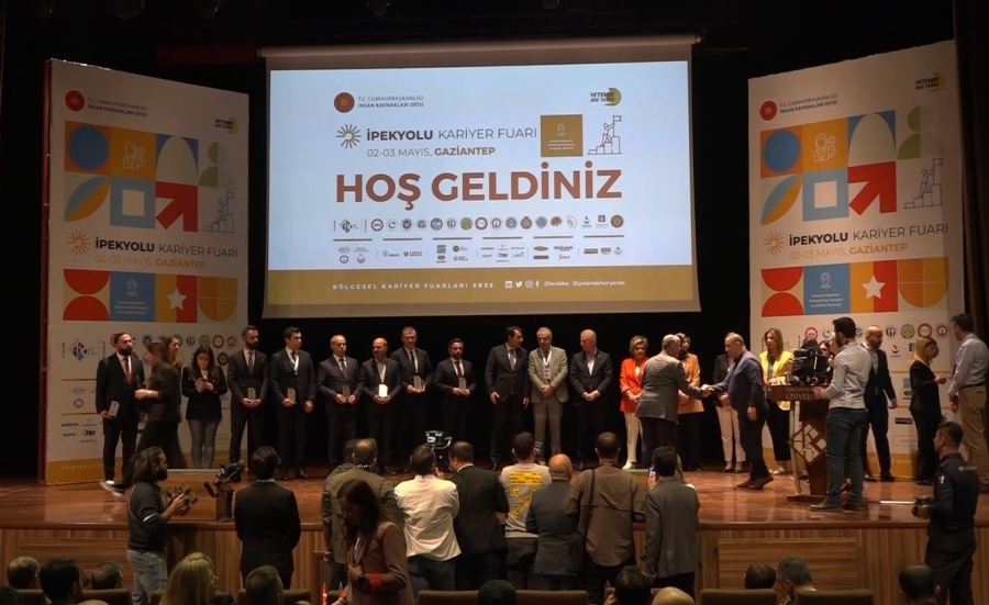 İpekyolu Kariyer Fuarı kapılarını açtı