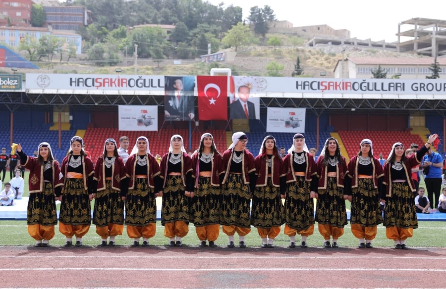 Mardin’de 19 Mayıs coşkuyla kutlandı