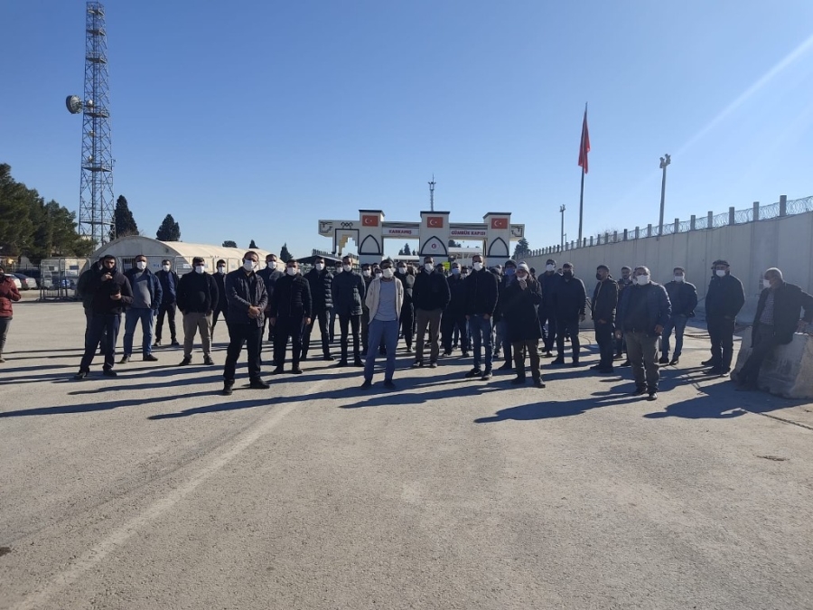 Cerablus Kent Meclisi’nin aldığı karar tır şoförlerini greve götürdü