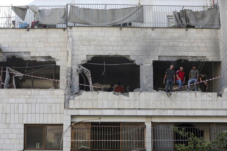 İsrail, Avrupa Hastanesi'ne saldırı düzenledi: 16 ölü, 70 yaralı