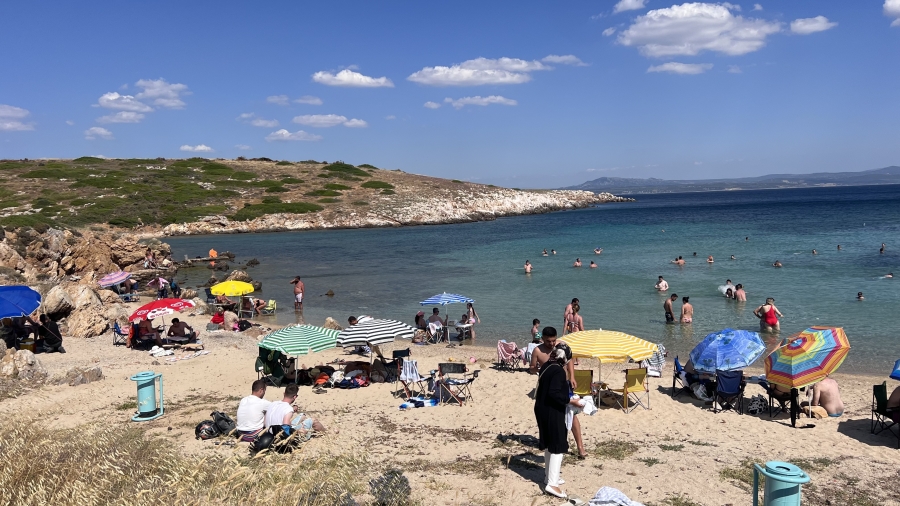 Turizm cenneti Bozcaada'da Akvaryum Koyu'na giriş ücreti krizi yaşandı