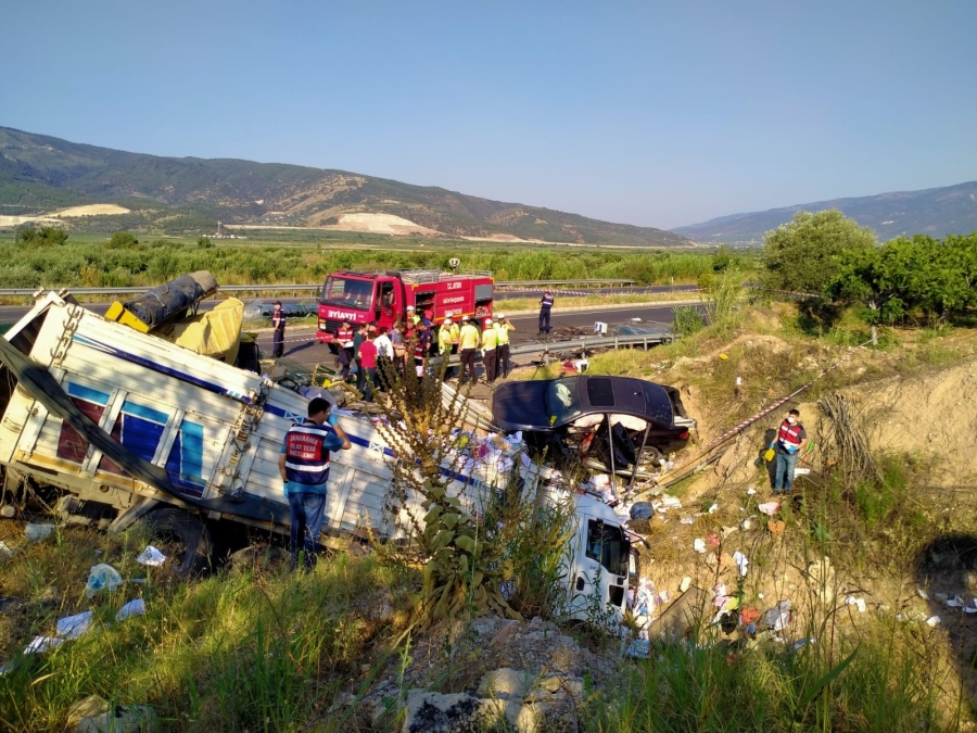 Aydın’ın Buharkent ilçesinde feci kaza: 2 ölü, 2 ağır yaralı