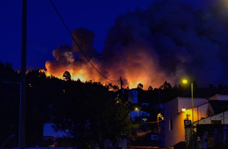 La Palma Adası’nda 4 bin 500 hektar alan küle döndü, 4 bin 255 kişi tahliye edildi