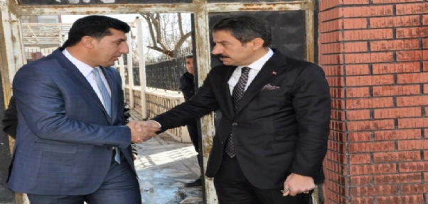 İŞ ADAMI ARSLAN TATAR`DAN İHTİYAÇ SAHİBİ 200 AİLEYE GIDA YARDIMI