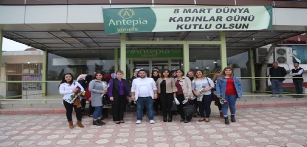 SİLOPİ BELEDİYESİNDEN KADINLAR GÜNÜ KUTLAMALARI