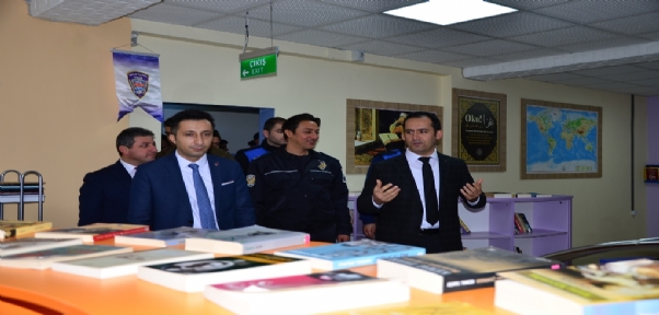 ŞIRNAK`TA ŞEHİT POLİSİN ADI KÜTÜPHANEYE VERİLDİ