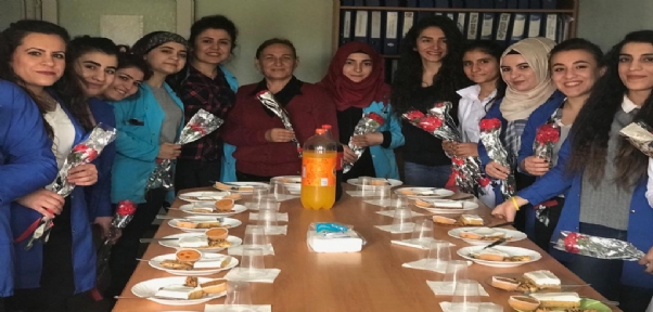 SİLOPİ`DE REHABİLİTASYON MERKEZİNDE KADINLAR GÜNÜ ETKİNLİĞİ