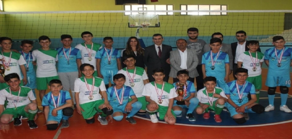 SİLOPİLİ ÖĞRENCİLERİN BÜYÜK BAŞARISI