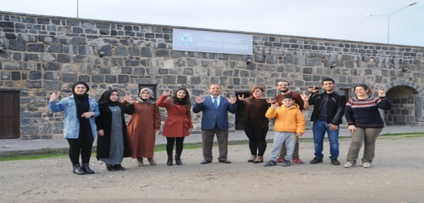 HABUR ÇAYI COŞTU, VATANDAŞLAR SET OLUŞTURDU
