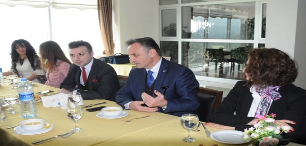 DİKA, ŞIRNAK BASINI İLE BİR ARAYA GELDİ