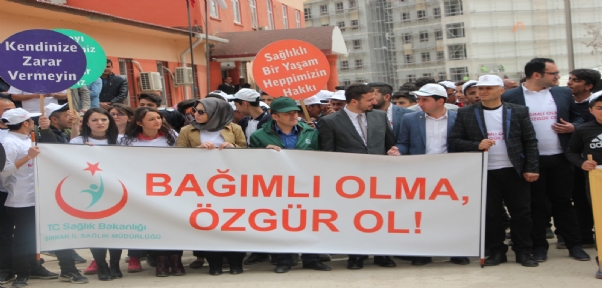 ŞIRNAK`TA"MADDEYE HAYIR"FARKINDALIK YÜRÜYÜŞÜ