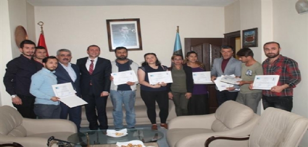 KOSGEB KURSİYERLER İÇİN SERTİFİKA TÖRENİ DÜZENLEDİ