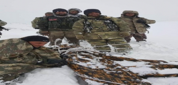 KATO DAĞI`NDA MEHMETÇİĞİN NÖBETİ SÜRÜYOR