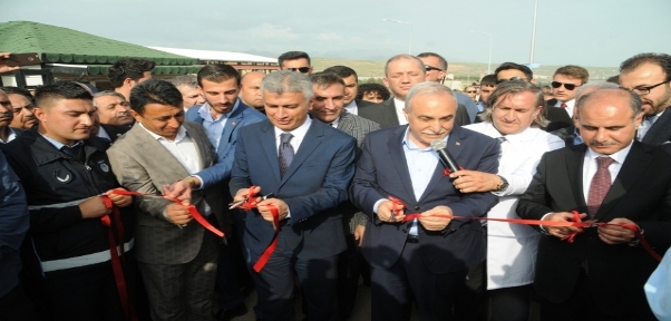 BAKAN FAKIBABA,CİZRE BELEDİYESİ HAYVAN PAZARI`NIN AÇILIŞINI GERÇEKLEŞTİRDİ