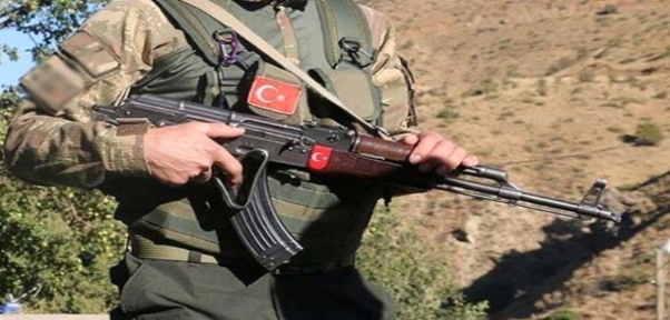ŞIRNAK`TA KÖY KORUCUSUNA SİLAHLI SALDIRI:  KORUCU ŞEHİT OLDU, OĞLU YARALANDI