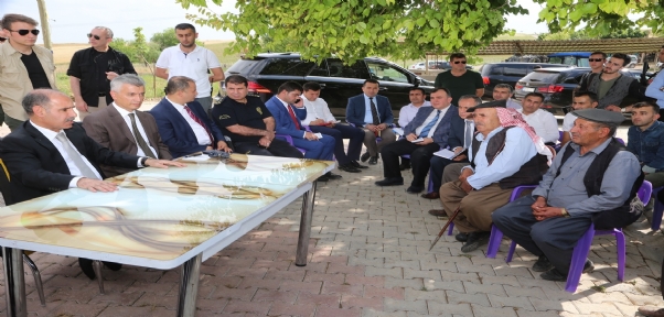 VALİ AKTAŞ, CİZRE`DE KÖYLERİ ZİYARET EDİP, VATANDAŞLARIN SORUNLARINI DİNLEDİ