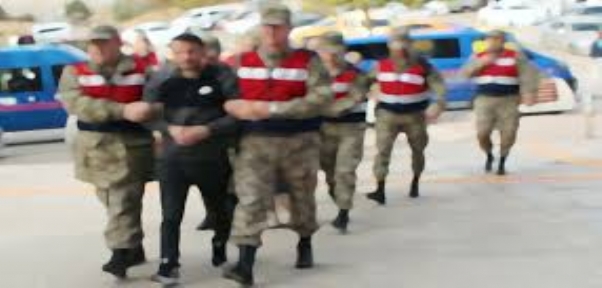 ŞIRNAK`TA 3`Ü ALMAN 4 KİŞİ GÖZALTINA ALINDI