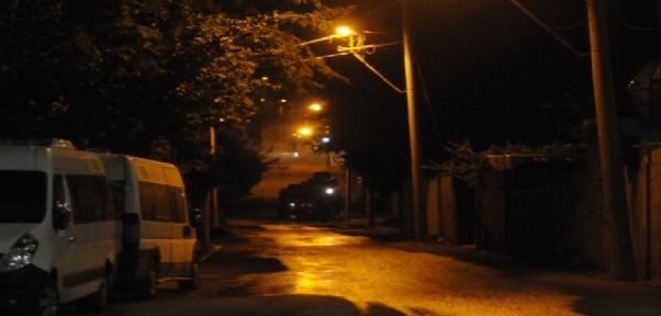 CİZRE`DE OLAYLI SEÇİM GECESİ