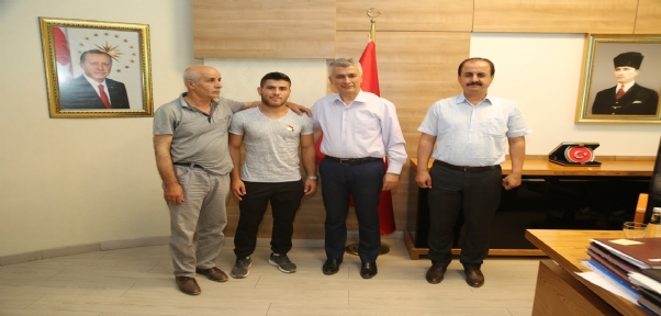 CİZRELİ SİNAN`DAN BİR DÜNYA ŞAMPİYONLUĞU DAHA