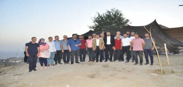 Ak Parti İl Başkanı,  Basın Mensuplarıyla Izgara Başında Bir Araya Geldi