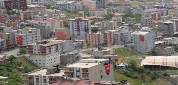 TÜRKİYE`DE EN KALABALIK HANELER ŞIRNAK`TA