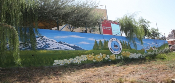 Silopi Belediyesi Parke Taşı Çalışmalarına Devam Ediyor