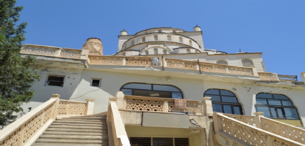 Şırnak`ta Depremden Sonra Geriye Yıkık Cami Kaldı