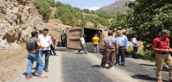 Beytüşşebap`taki Kaza Trafiği Felç Etti