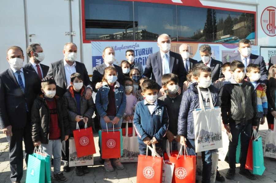Kültür ve Turizm Bakanı Mehmet Nuri Ersoy Şırnak'ta ziyaret ve açılışlara katıldı