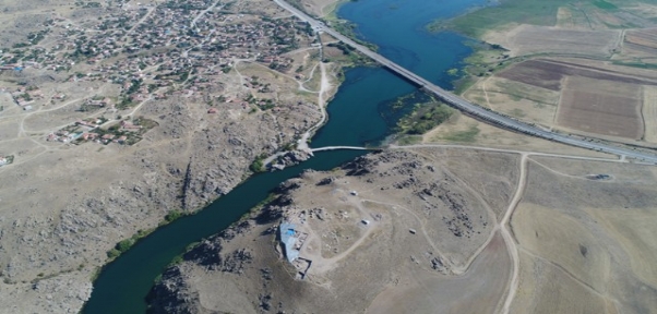Selçuklu Mimarisi Çeşnigir Köprüsü Ve Çevresi Turizme Kazandırılacak