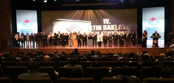 Altın Baklava Film Festivali`nde ödüller sahiplerini buldu
