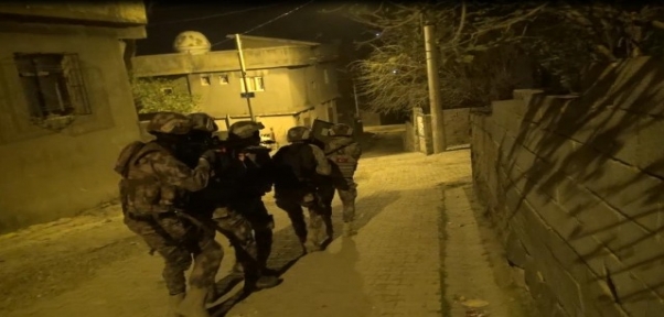 Şırnak`ta Terör Operasyonu: 50 Gözaltı