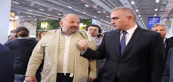 Bakan Ersoy`dan Otel Sahiplerine Uyarı