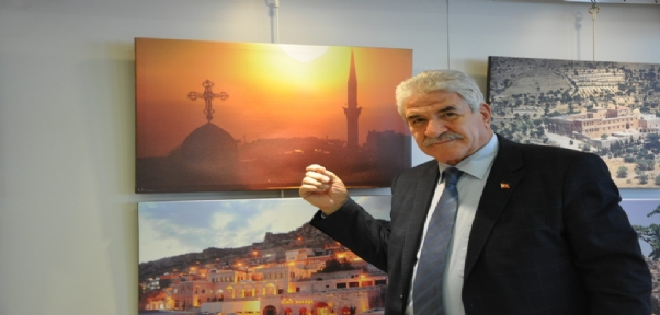 Fotoğraflarla Mardin`i İzmir`e taşıdı