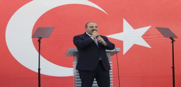 Bakan Varank, Siirt`te Kanaat Önderleriyle Bir Araya Geldi