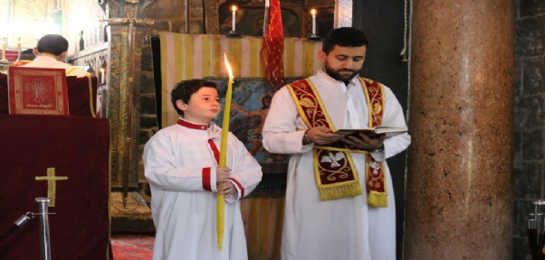 Diyarbakır`da Paskalya Kutlandı