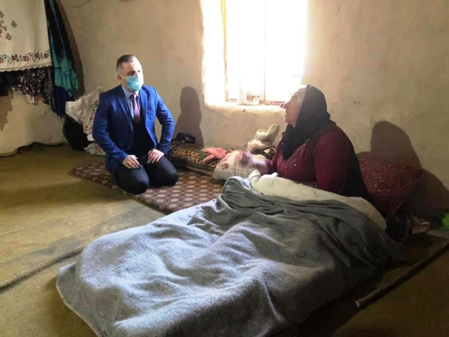 Kaymakam Solmaz hasta, engelli ve yaşlı vatandaşlarla bir araya geldi
