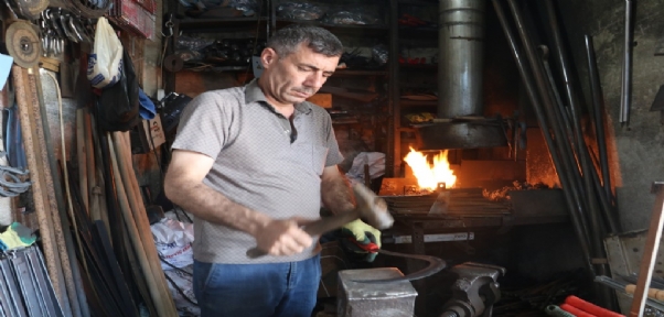 90 derecede çalışıyorlar